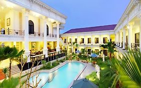 The Grand Palace Hotel Jogjakarta Exterior photo