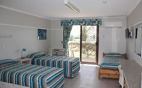 Ningaloo Coral Bay - Bayview Hotel Room photo