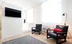 Maison Nationale City Flats & Suites Antwerpen Room photo