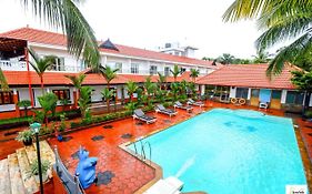 Green Fields Kumarakom Hotel Exterior photo