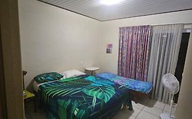 Private Room In Our Home Stay By Kohutahia Lodge, 7 Min By Car To Airport And Town Faaa Exterior photo