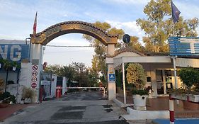 Camping Torremolinos Hotel Exterior photo