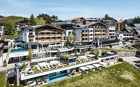 Wellnesshotel Cervosa Serfaus Exterior photo