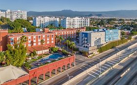 Fiesta Inn Cuernavaca Exterior photo