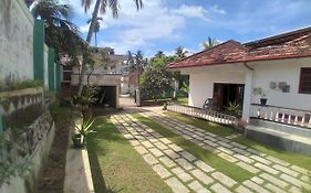 Paradise Galle Hostel Exterior photo