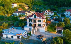 Vila Sela Hotel Shkodër Exterior photo