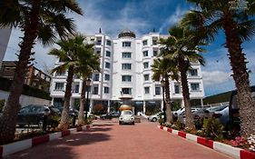 Atlantis Bejaia Aeroport Hotel Exterior photo