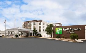 Holiday Inn & Suites Springfield-I-44, An Ihg Hotel Exterior photo