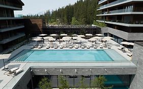 Six Senses Crans-Montana Hotel Exterior photo