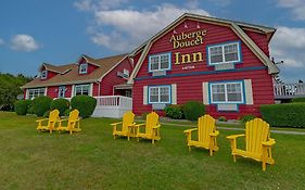 Auberge Doucet Inn Chéticamp Exterior photo