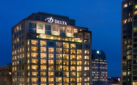 Delta Hotels by Marriott Vancouver Downtown Suites Exterior photo