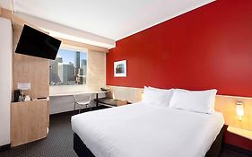 Ibis Sydney Darling Harbour Hotel Exterior photo