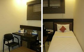 Harsha Residency Bed and Breakfast Tirupati Room photo