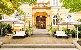 Boutique Hotel Krone Muenchen Exterior photo