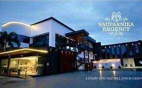 Sauparnika Regency Hotel Thrissur Exterior photo