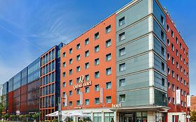 Qubus Hotel Gliwice Exterior photo