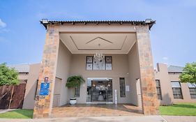 Lefa Boutique Hotel Rustenburg Exterior photo