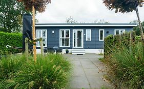 Huisje Tzummarum, Harlingen, Terschelling, Waddenzee Hotel Exterior photo