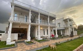 Gv Resort Yelagiri Exterior photo