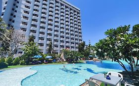 Grand Jomtien Palace Hotel Exterior photo