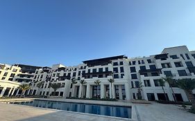 Sea Breeze The Grand Woo Apartments Bakoe Exterior photo