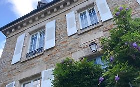 Le 14 St Michel Bed and Breakfast Josselin Exterior photo