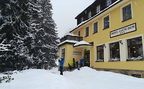 Lucni Dum Hotel Janské Lázně Exterior photo