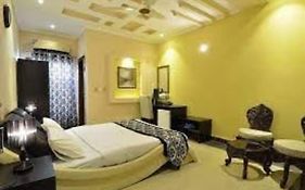 Hotel Galaxy Heights Inn - Private Rooms Bahawalpur Exterior photo