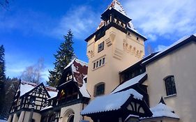 Complex La Tunuri - Vila Economat Hotel Sinaia Exterior photo