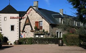 Auberge De L'Atre Hotel Quarré-les-Tombes Exterior photo