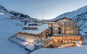 Hotel Gurglhof Superior Obergurgl Exterior photo