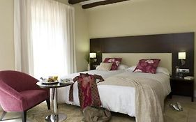 La Heredad Mas Collet Hotel Capsanes Room photo