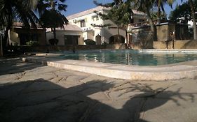 Glory Holiday Resort Mombassa Exterior photo