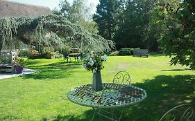 Maison Prairie Bonheur Bed and Breakfast Magny-les-Hameaux Exterior photo