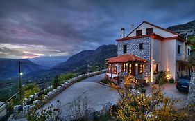 Nefeles Hotel Arachova Exterior photo