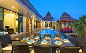 Narintara Private Pool Villas - Free Tuk-Tuk Service To The Beach! Ao Nang Exterior photo