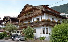 Haus Gaisberger Appartement Mayrhofen Exterior photo