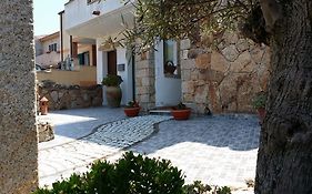 Bed & Breakfast Mare Isole Bed and Breakfast La Maddalena  Exterior photo