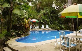 Cabinas Iguana Cahuita Villa Exterior photo