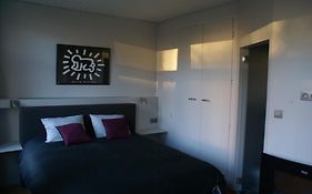 Guest House Feliz Leuven Room photo