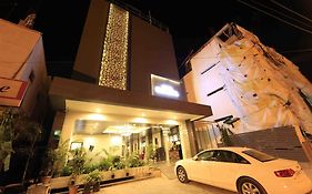 Hotel Regalia Tirupati Exterior photo