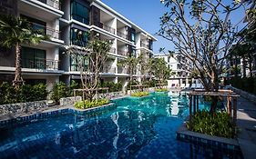 The Title Beach Front Appartement Rawai Exterior photo