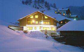 Apartments Residence Alta Badia Colfosco Exterior photo