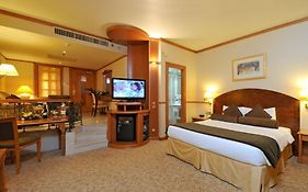 Ramada Hotel Dubai Room photo