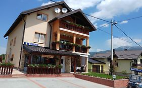 Guest House Mijic Korenica Exterior photo