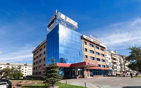 Slavyanka Hotel Tsjeljabinsk Exterior photo