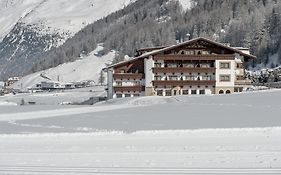 Hotel Jagdhof Obergurgl Exterior photo