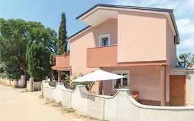 Holiday Home In Pula/Istrien 11415 Exterior photo