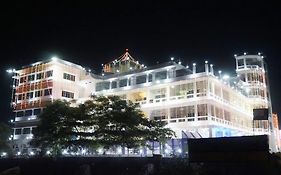 Mahamaya Palace Hotel & Conference Center Bodh Gaya Exterior photo