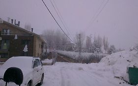 Merab Hotel Mzaar Kfardebian Exterior photo